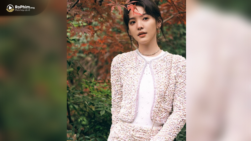 Hình ảnh chưa qua chỉnh sửa của Chương Nhược Nam chụp tại studio trong sự kiện ra mắt của Chanel