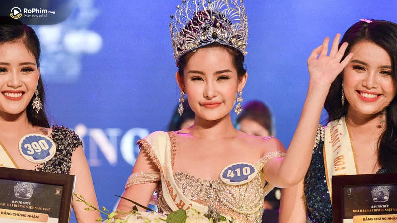 Lê Âu Ngân Anh nhận nhiều chỉ trích sau khi đăng quang