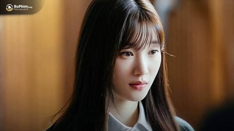 Jung Chae-Yeon trong vai Yoon Ju-won