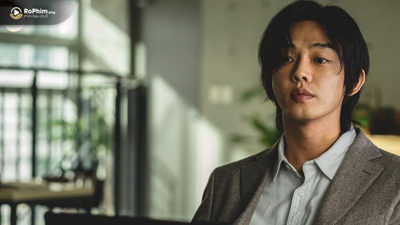 Yoo Ah In thủ vai giáo chủ Jung Jin Soo