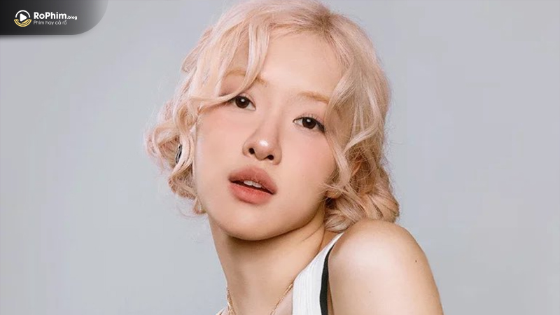 Rosé biến hoá liên tục trong thời gian gần đây khiến fans sốc visual