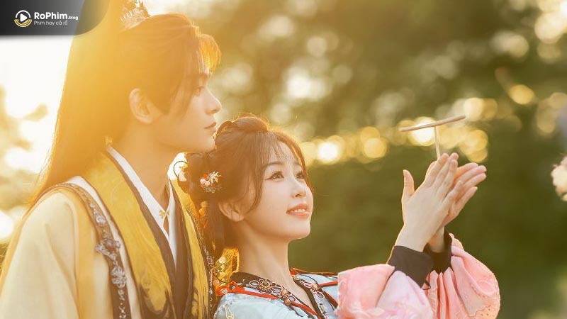 Vĩnh Dạ Tinh Hà đem lại năng lượng tích cực hơn so với một Rèm Ngọc Châu Sa quá nghiêm túc