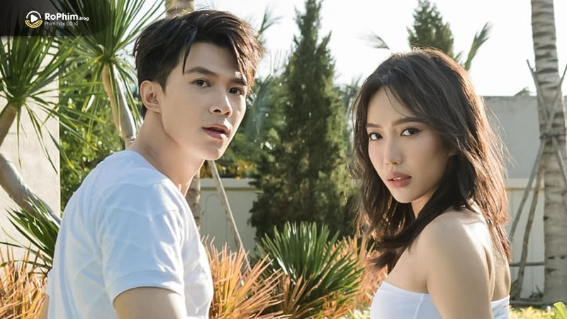 Diệu Nhi - Anh Tú tay trong tay