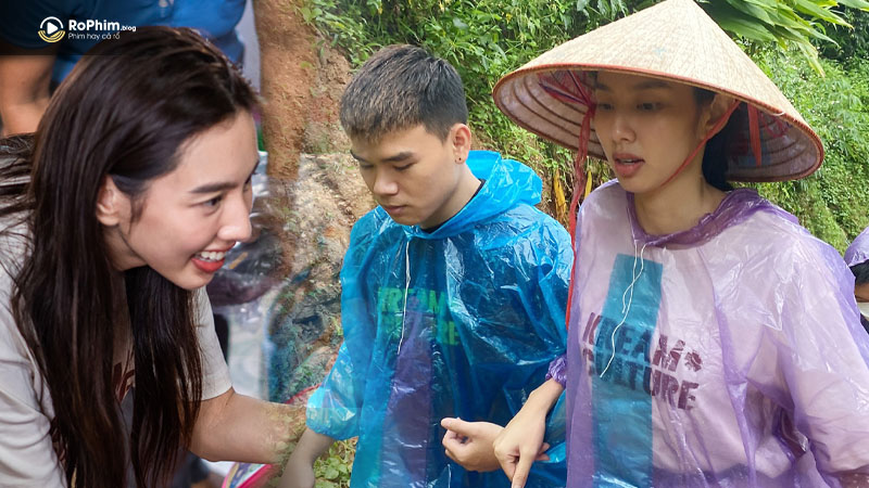 Thùy Tiên tích cực tham gia các hoạt động thiện nguyện và truyền cảm hứng cho giới trẻ