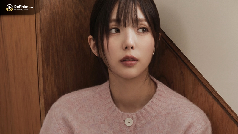 Chae Soo Bin - nữ diễn viên đang gây sốt với drama ăn khách When The Phone Rings 