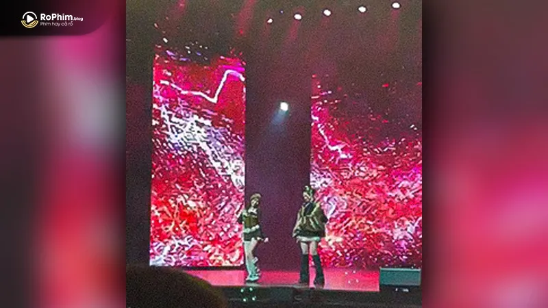 Hòa Minzy rủ Suboi cùng mình “cà hẩy”