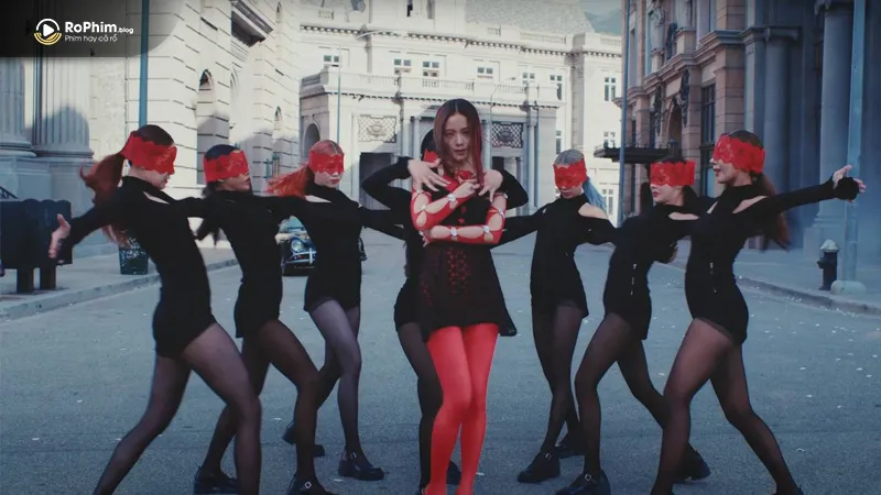 Sau khoảng thời gian dài im ắng, Jisoo cũng đã trở lại với sản phẩm nhạc mới được đầu tư chỉn chu