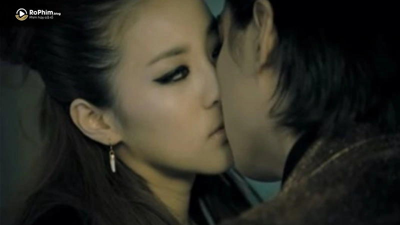 Dara và Lee Min Ho từng có nhiều cảnh hôn trong MV Kiss - sản phẩm solo của nữ ca sĩ