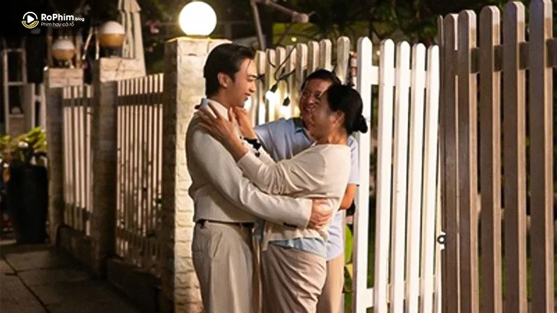 MV tái hiện cuộc đối thoại đầy cảm xúc giữa tuổi trưởng thành và những ký ức thanh xuân