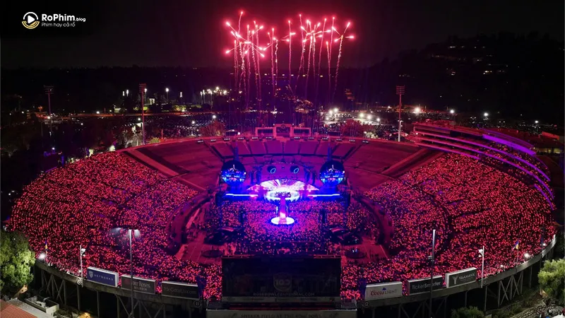 Sân vận động Rose Bowl tạm thời được sử dụng làm trung tâm hỗ trợ sau vụ cháy Eaton gây thiệt hại nghiêm trọng