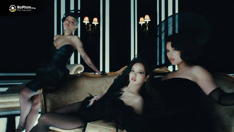 Sự kết hợp hoàn hảo của Lisa, Doja Cat và Raye trong MV 'Born Again' với giọng hát hòa quyện.