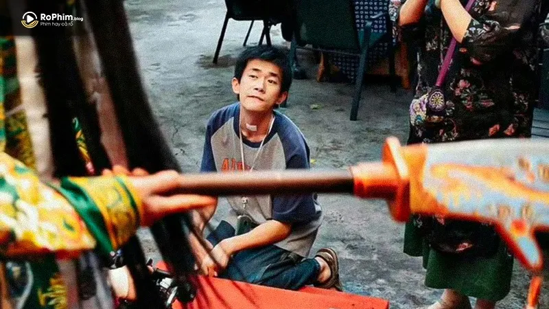 Dịch Dương Thiên Tỉ hóa thân xuất thần vào vai diễn bại não